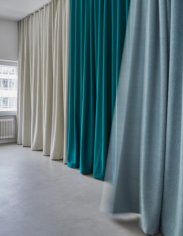 Raumteilung, Akustikvorhang, Vorhänge
